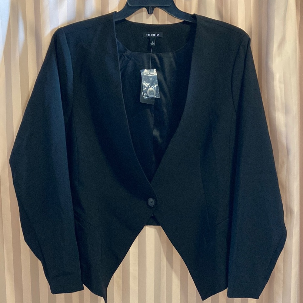 NWT Torrid Blazer. Size 3X